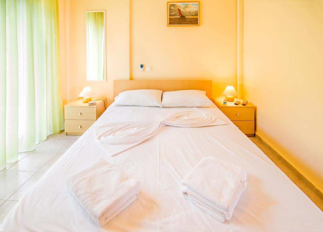 Marina'S Elegance Aparthotel Kriopigi Buitenkant foto